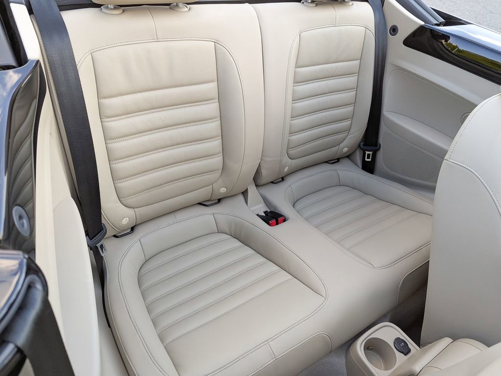 Used 2013 Volkswagen Beetle Turbo image 43