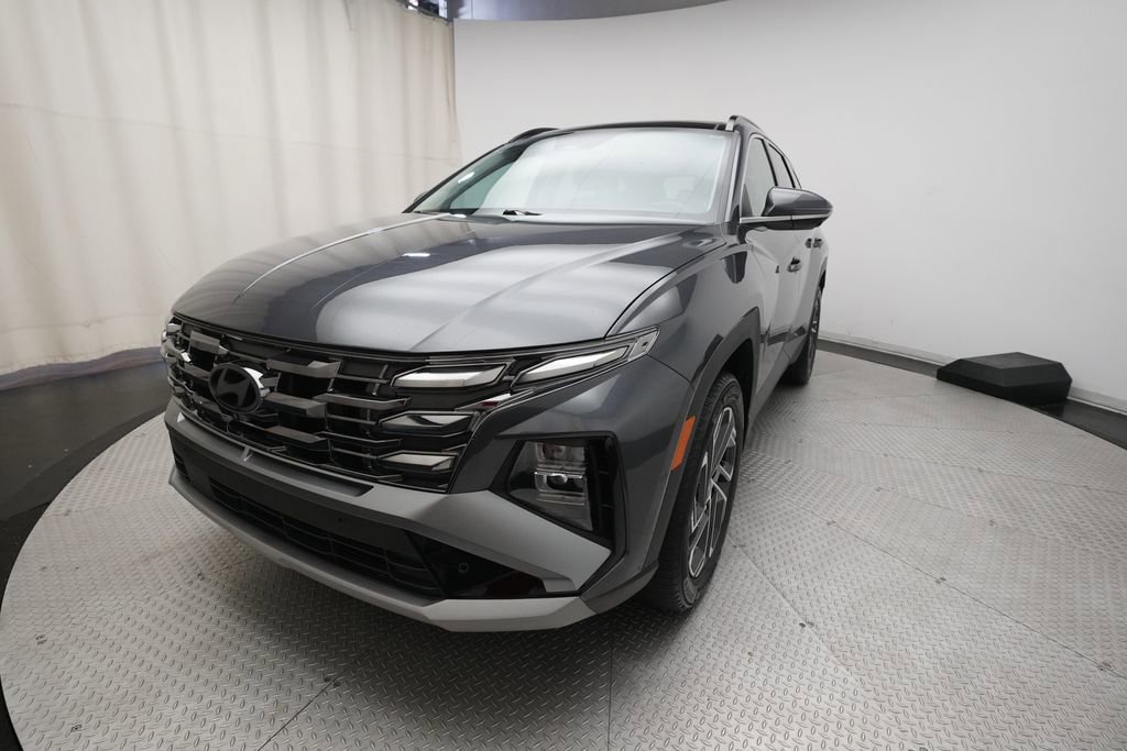 Used 2025 Hyundai Tucson Limited AWD/4WD image 12
