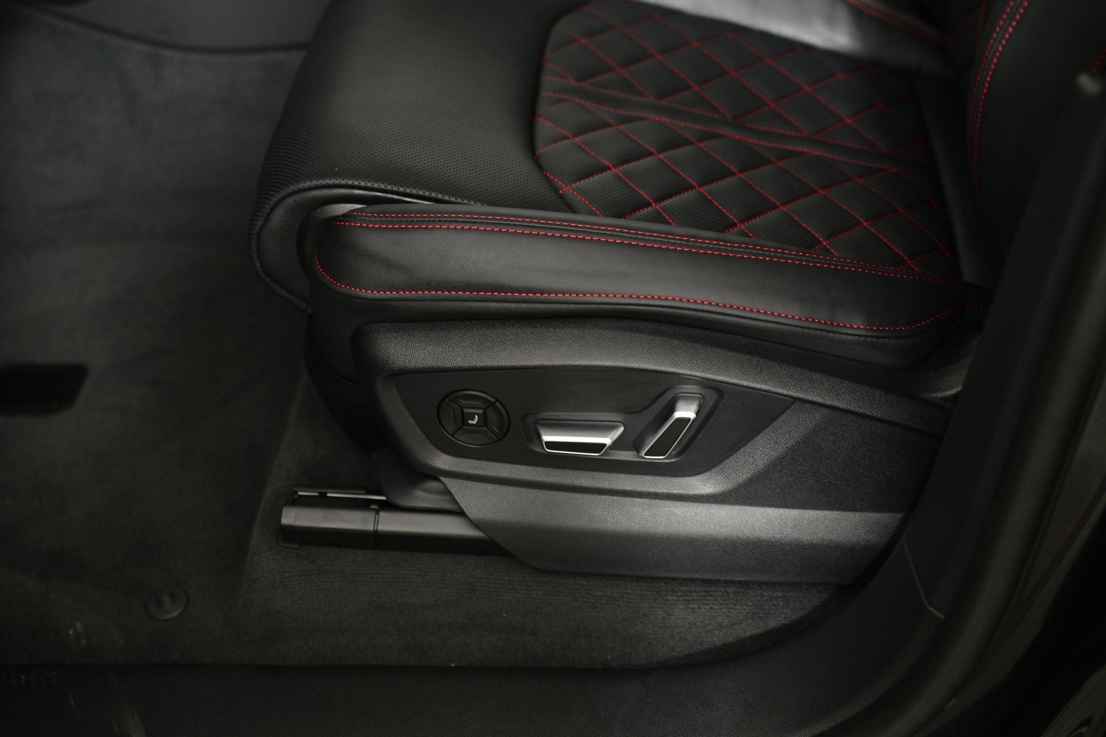 New 2026 Audi Q8 Prestige image 23