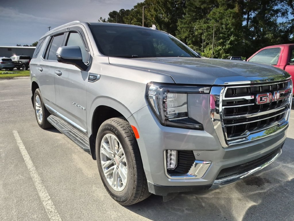 Used 2024 GMC Yukon SLT w/ SLT Luxury Package AWD/4WD image 15