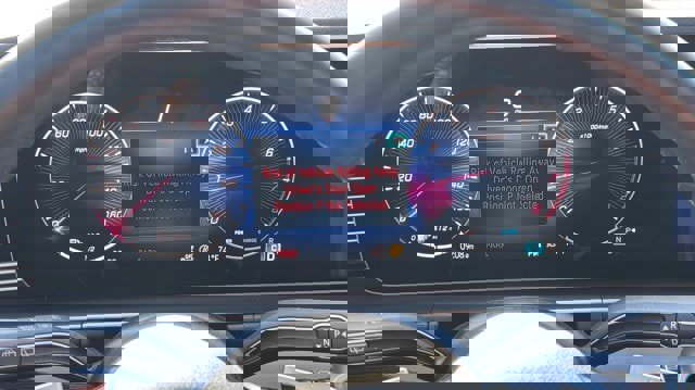 Used 2025 Mercedes-Benz GLE 350 4MATIC image 29