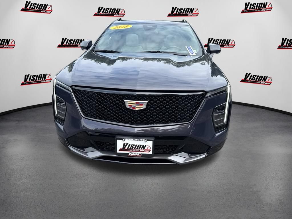 Used 2025 Cadillac XT4 Sport AWD/4WD image 2