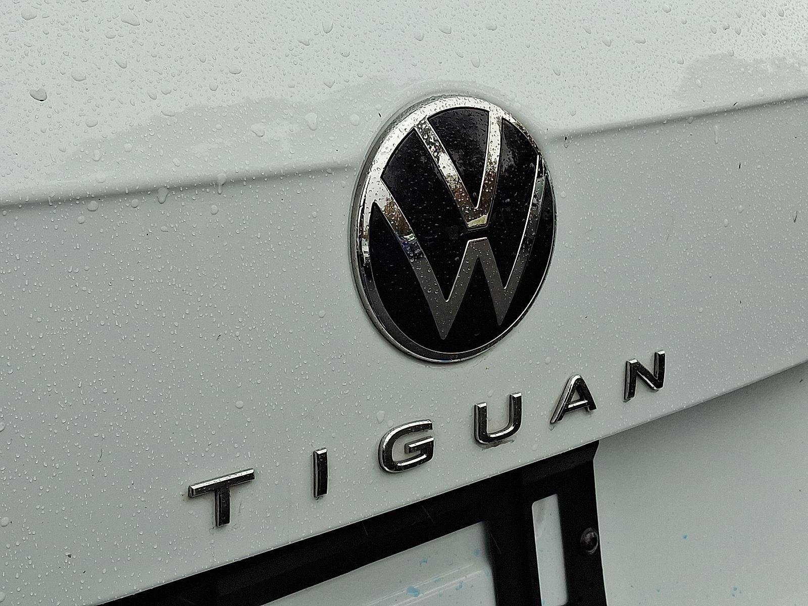 Used 2022 Volkswagen Tiguan SE w/ Panoramic Sunroof Package image 30