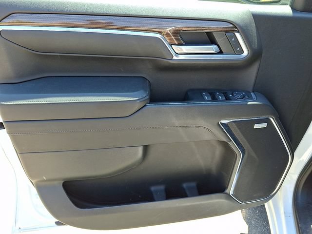 Used 2023 Chevrolet Silverado 1500 RST AWD/4WD image 9