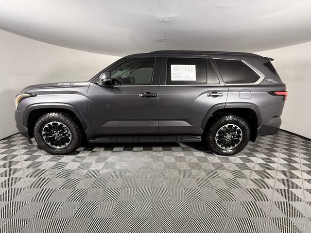 Used 2024 Toyota Sequoia SR5 w/ SR5 Premium Package AWD/4WD image 3