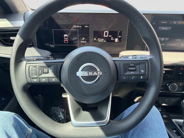 Used 2025 Nissan Kicks SV AWD/4WD image 25