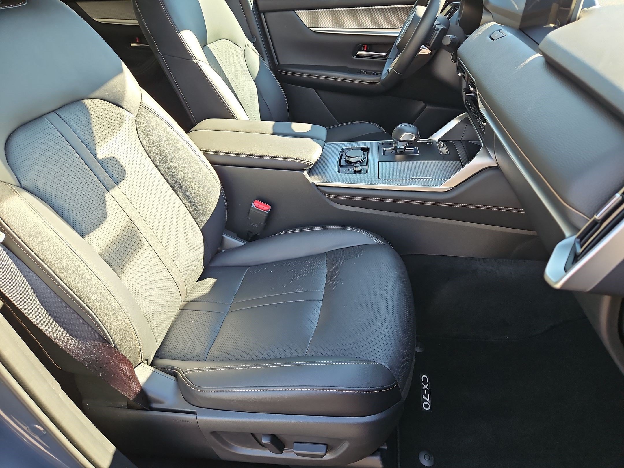 Certified 2026 MAZDA CX-70 SC Plus AWD/4WD image 28