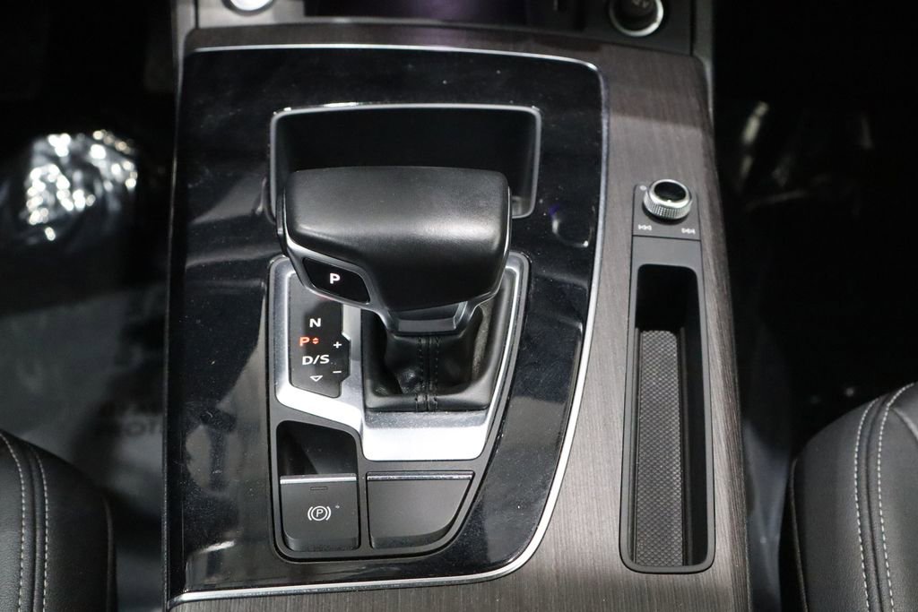 Used 2022 Audi Q5 2.0T Premium image 43