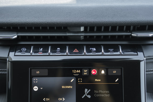 Used 2023 Jeep Grand Cherokee L Laredo AWD/4WD image 31
