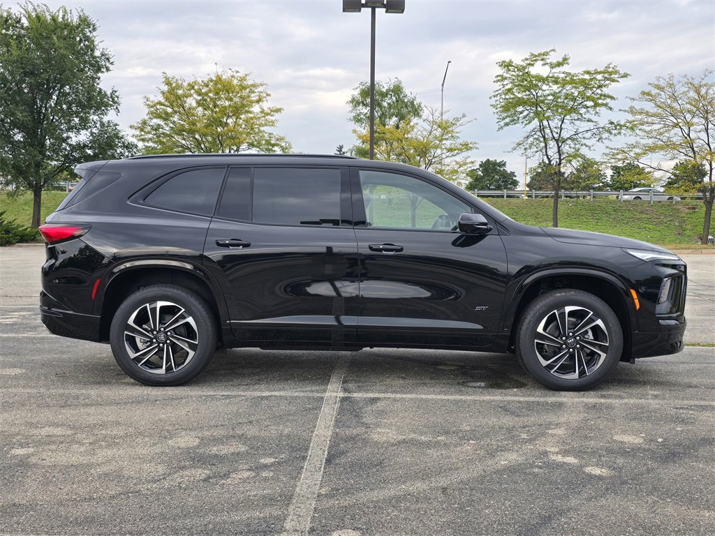 New 2026 Buick Enclave Sport Touring w/ Power Package image 9