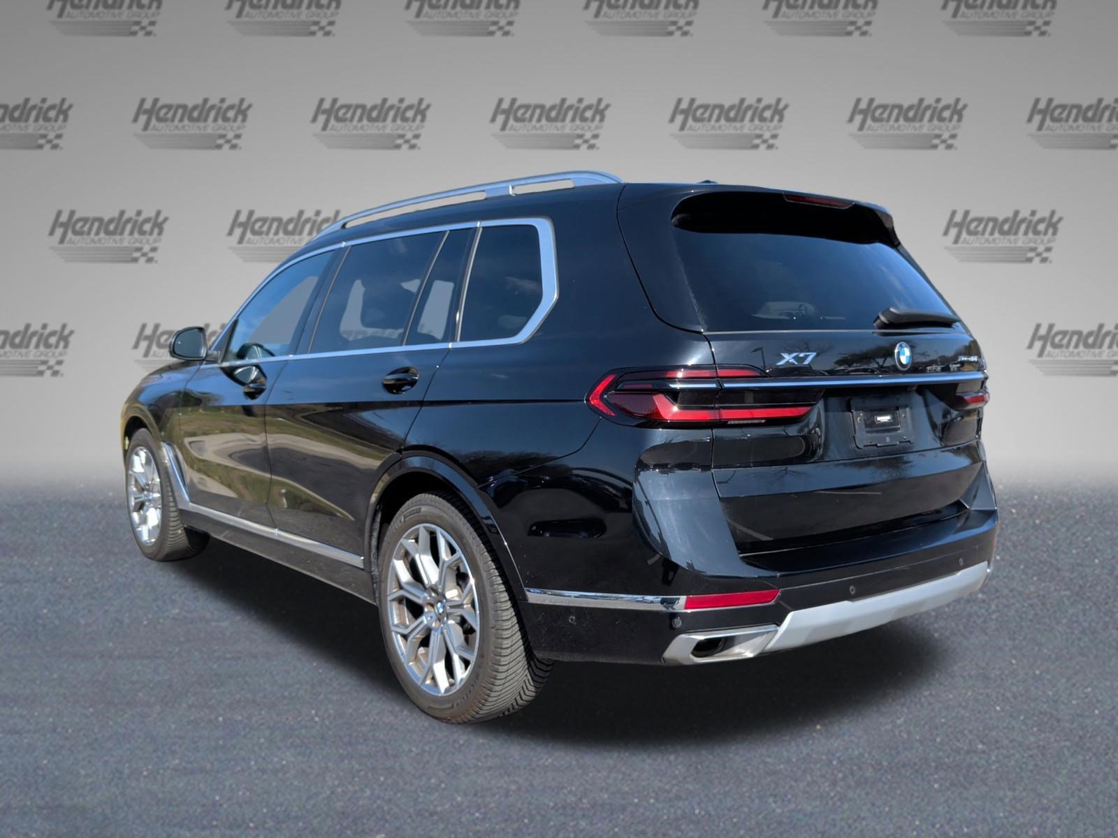 Certified 2024 BMW X7 xDrive40i image 8