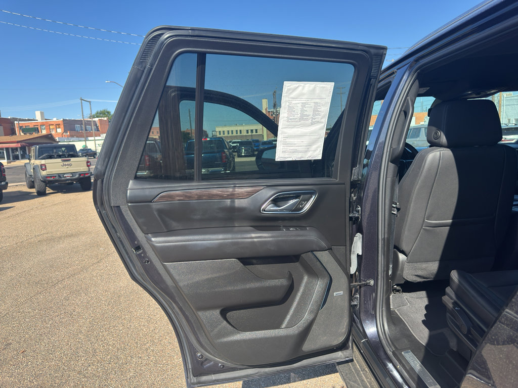 Used 2024 Chevrolet Tahoe LT w/ Luxury Package image 15