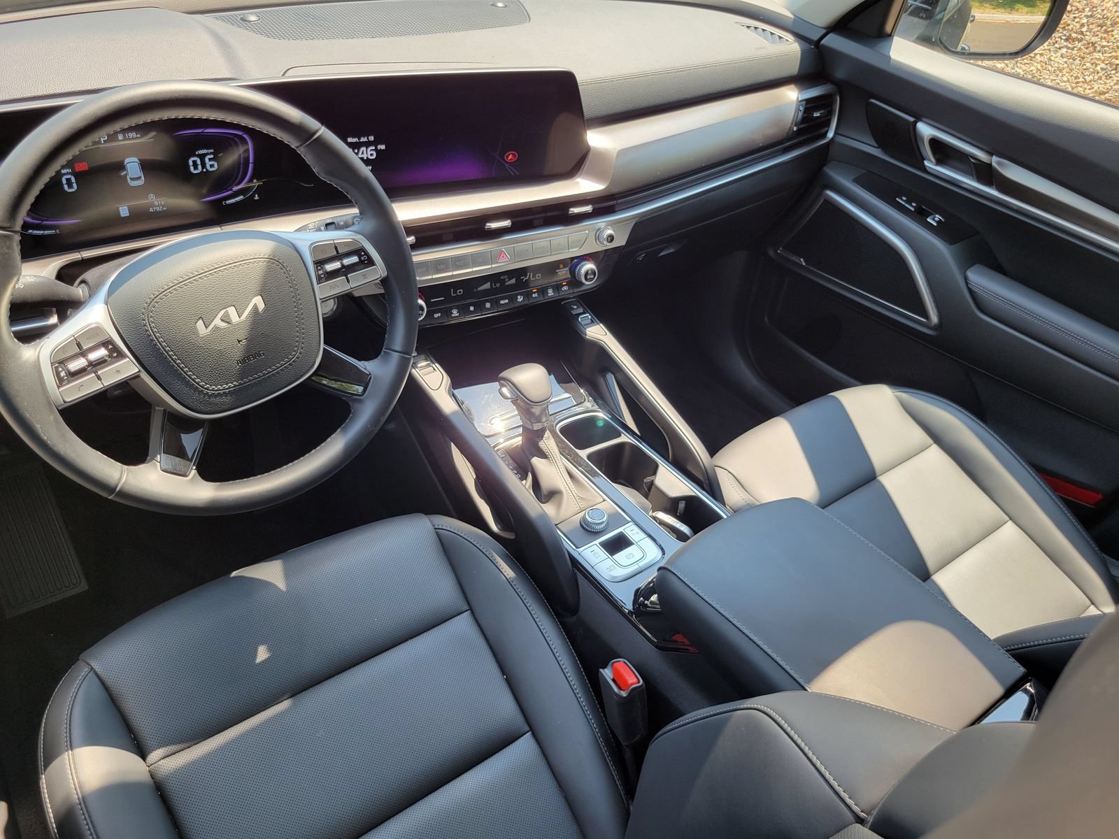 Certified 2025 Kia Telluride S FWD image 28