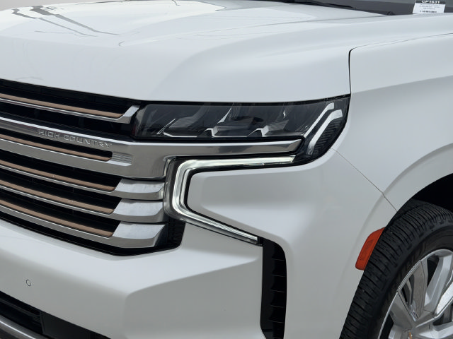 Used 2022 Chevrolet Suburban High Country RWD image 13
