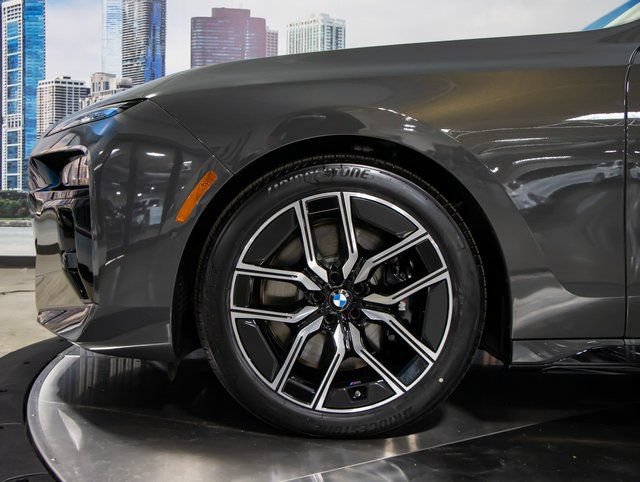 New 2026 BMW 760i xDrive w/ Executive Package AWD/4WD image 7