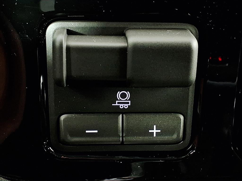 New 2026 GMC Sierra 1500 Elevation image 13