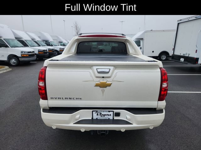 Used 2013 Chevrolet Avalanche LTZ image 8