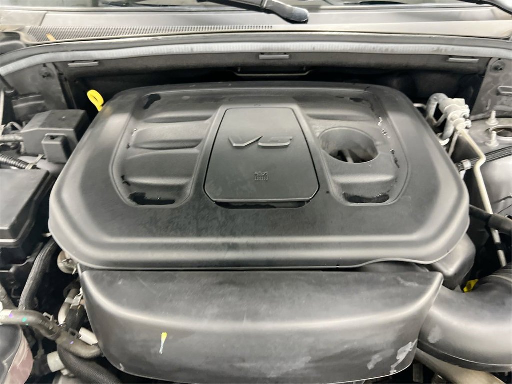 Used 2020 Jeep Grand Cherokee Laredo w/ 18" Wheel & 8.4" Radio Group image 25