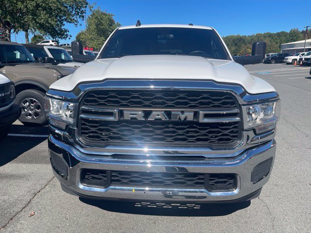 Used 2022 RAM 2500 Tradesman w/ Chrome Appearance Group AWD/4WD image 6