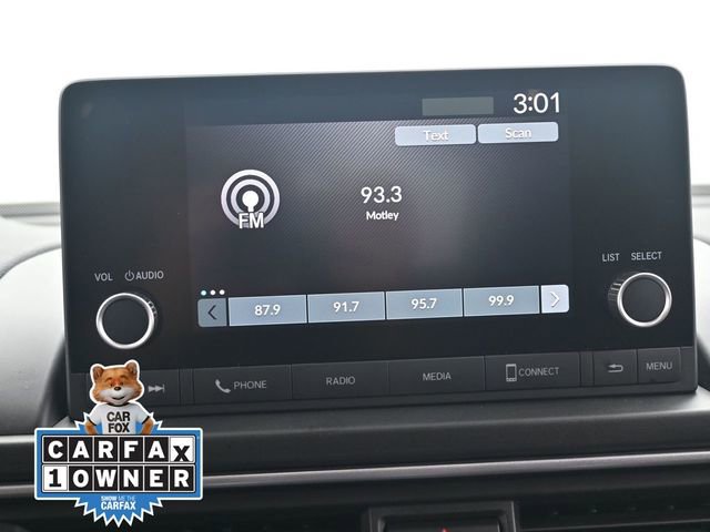 Used 2025 Honda Pilot Sport image 12
