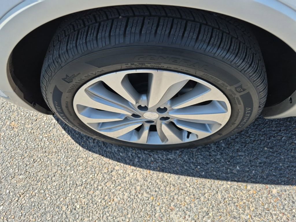 Used 2018 Buick Encore Preferred FWD image 24