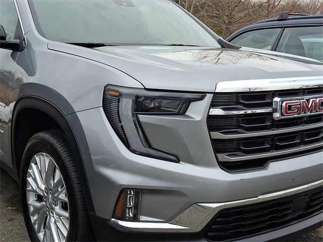 Used 2024 GMC Acadia Elevation image 7