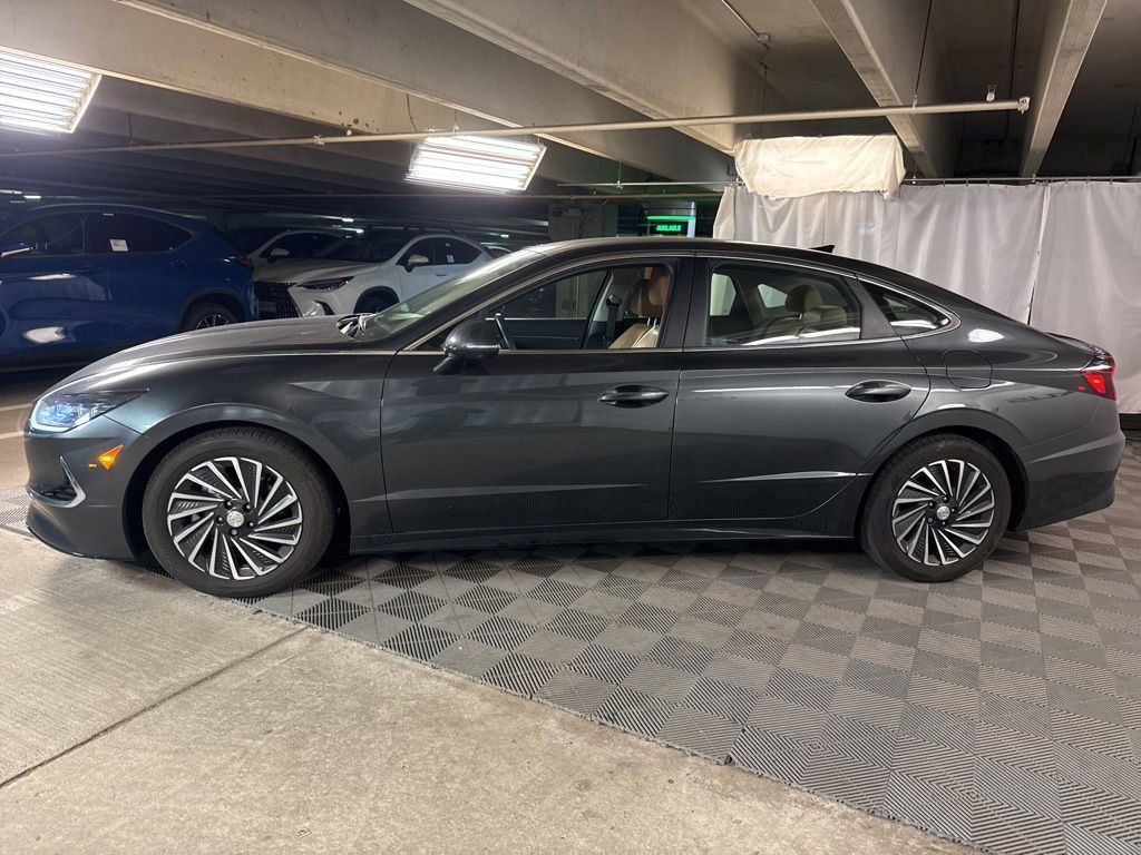 Used 2020 Hyundai Sonata Limited image 4