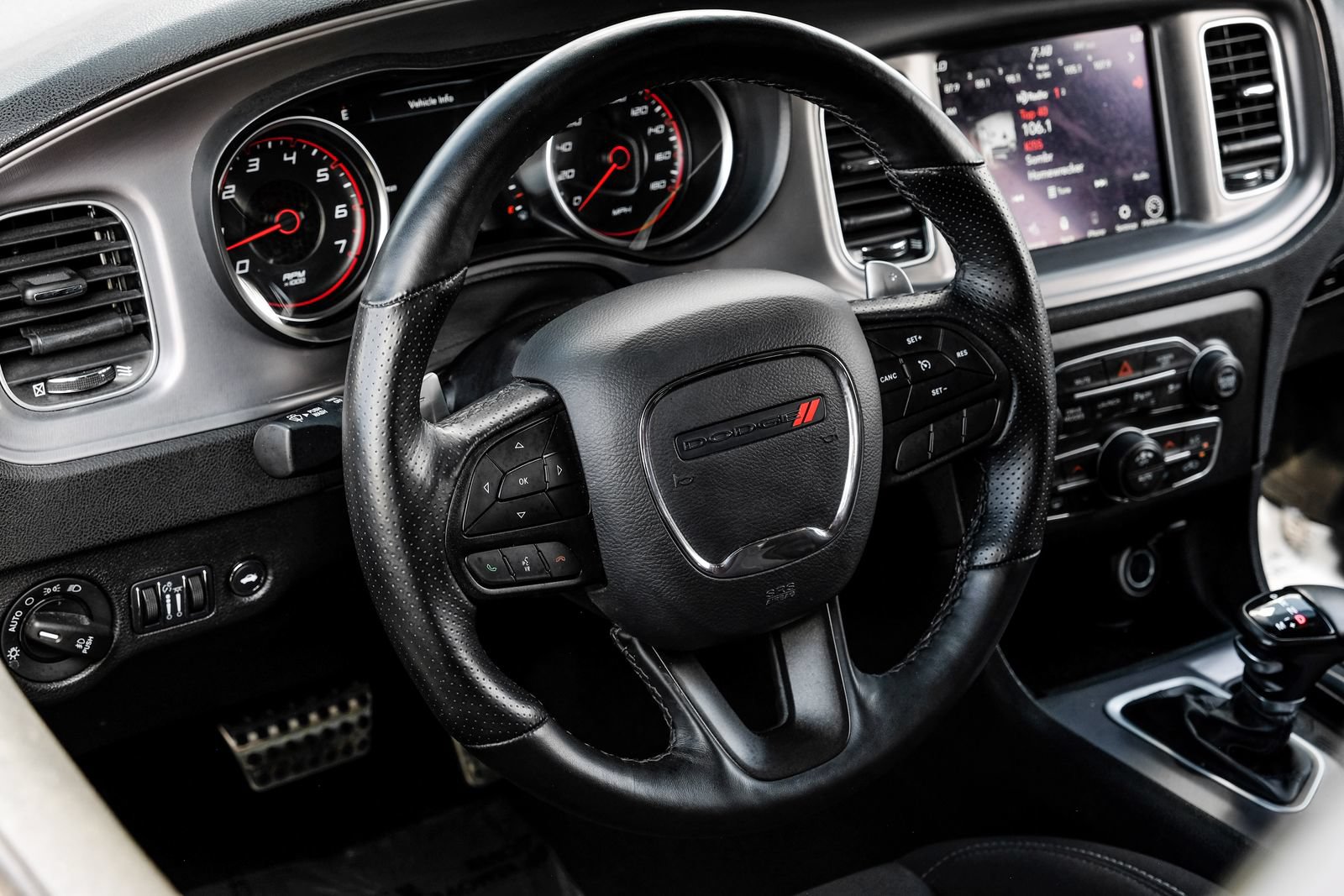 Used 2023 Dodge Charger Scat Pack w/ Harman/Kardon Audio Group RWD image 13