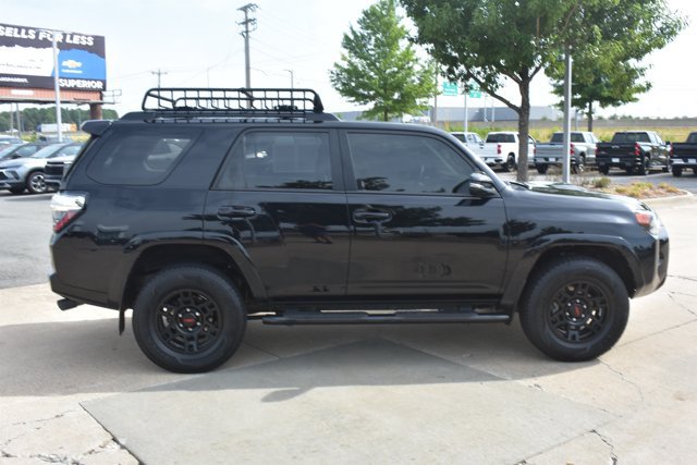 Used 2021 Toyota 4Runner Venture w/ Moonroof Package AWD/4WD image 4
