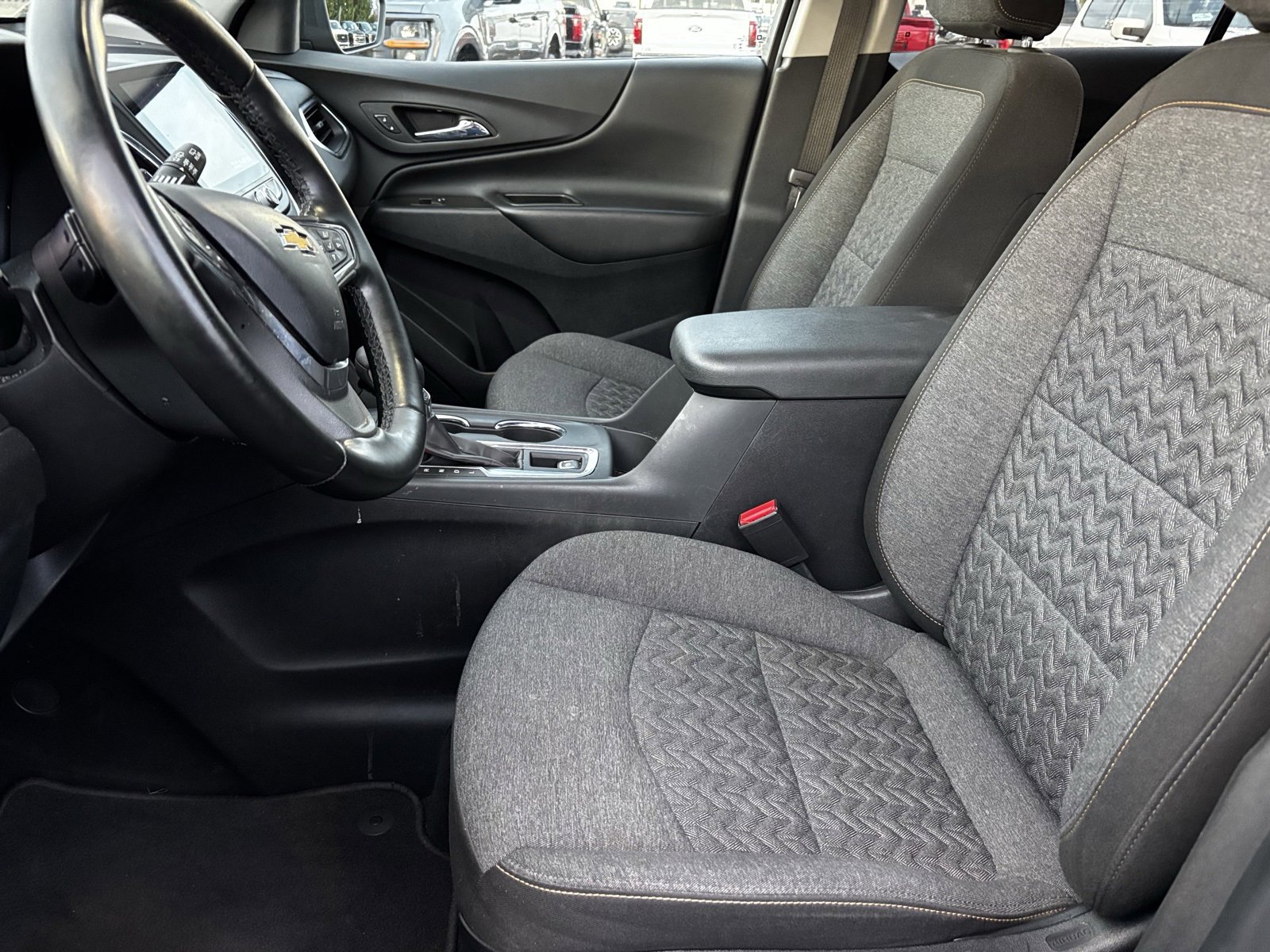 Used 2023 Chevrolet Equinox LT image 18