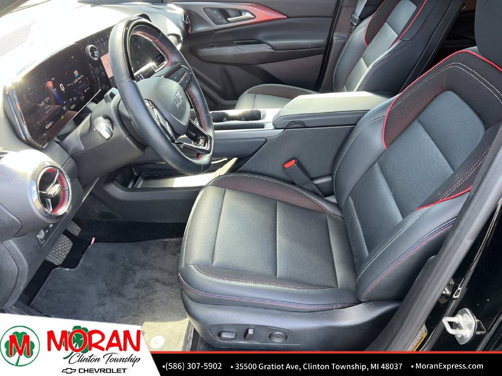 Certified 2024 Chevrolet Equinox EV RS AWD/4WD image 17