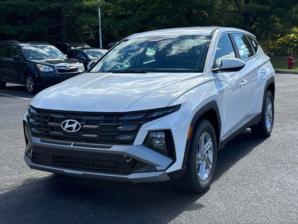 New 2026 Hyundai Tucson SE