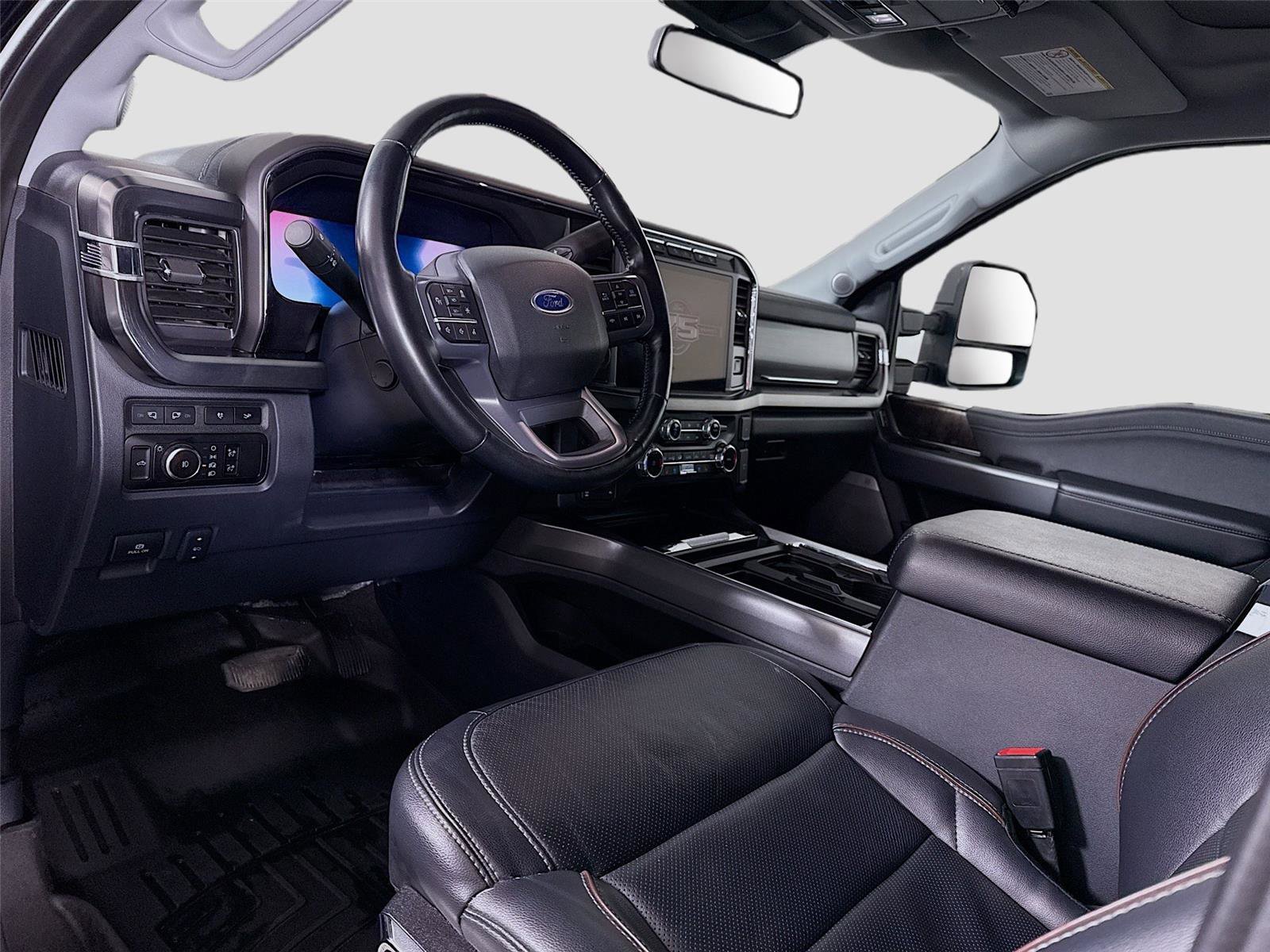 Used 2023 Ford F250 Lariat w/ Lariat Ultimate Package image 3