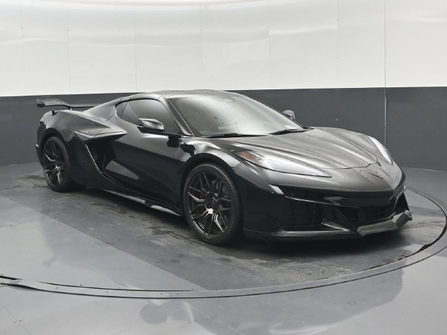 Used 2024 Chevrolet Corvette Z06 RWD image 33