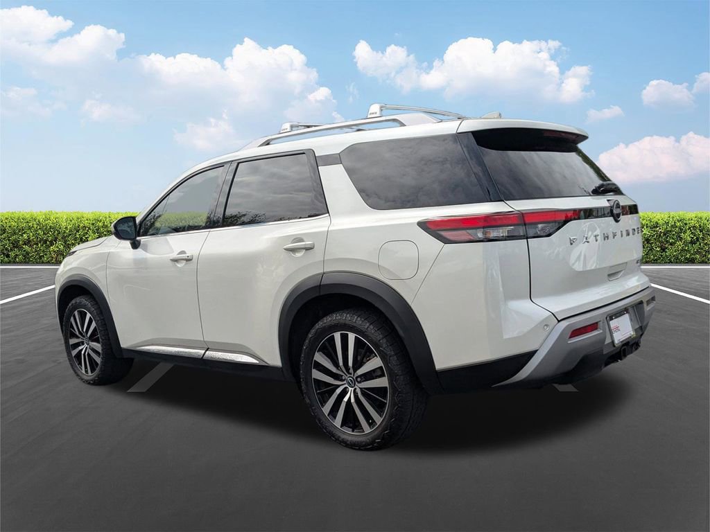Used 2023 Nissan Pathfinder Platinum w/ Cargo Package image 6