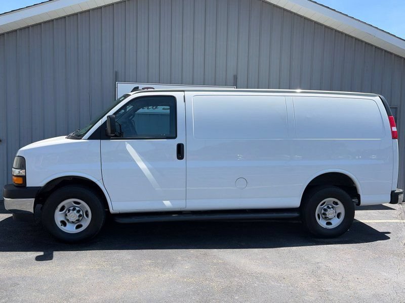 Used 2023 Chevrolet Express 2500 w/ Driver Convenience Package RWD image 13