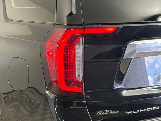 Used 2023 GMC Yukon Denali AWD/4WD image 35