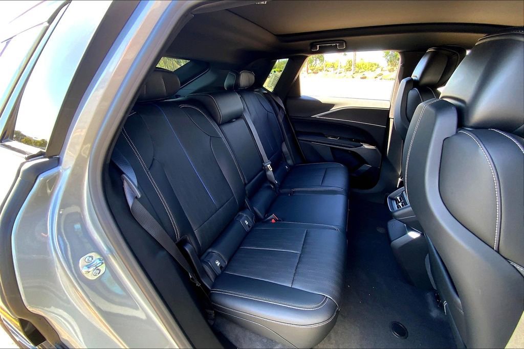 New 2026 Cadillac Lyriq Sport image 29