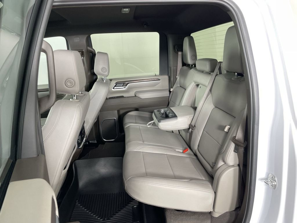 Used 2025 GMC Sierra 2500 SLT w/ SLT Convenience Package image 25