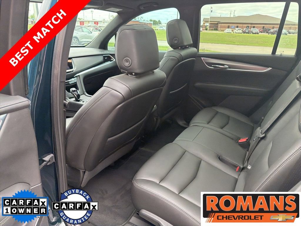 Used 2024 Cadillac XT6 Luxury w/ LPO, Floor Liner Package FWD image 20