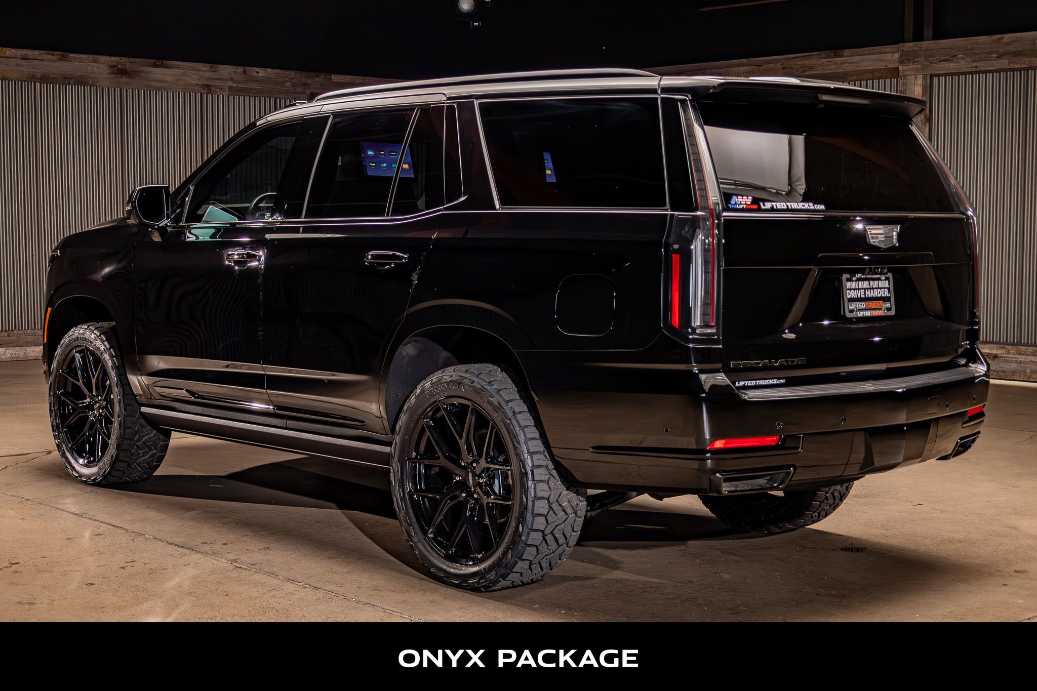 Used 2026 Cadillac Escalade Platinum Sport w/ LPO, ONYX Package image 6