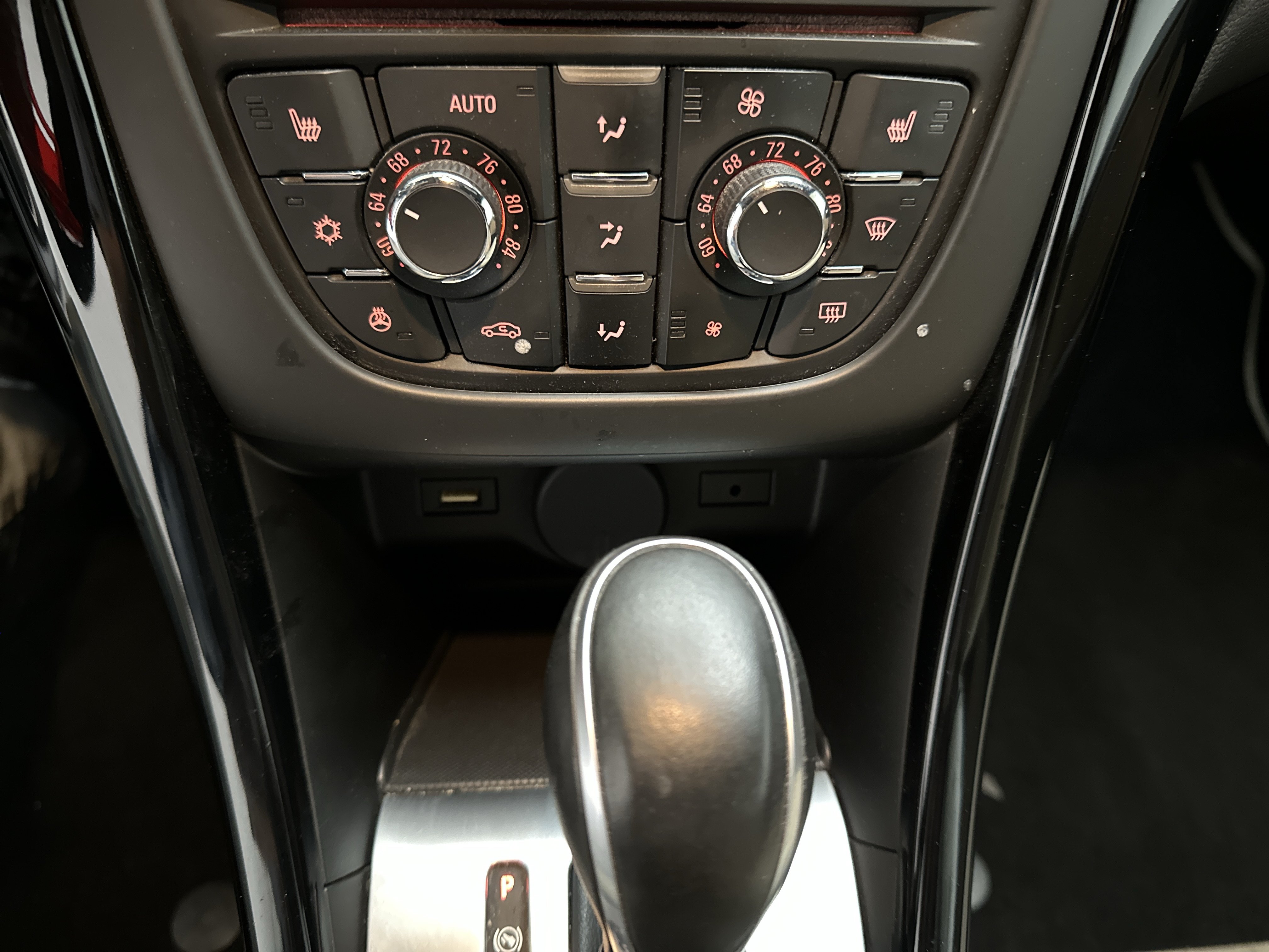 Used 2016 Buick Cascada Premium FWD image 34