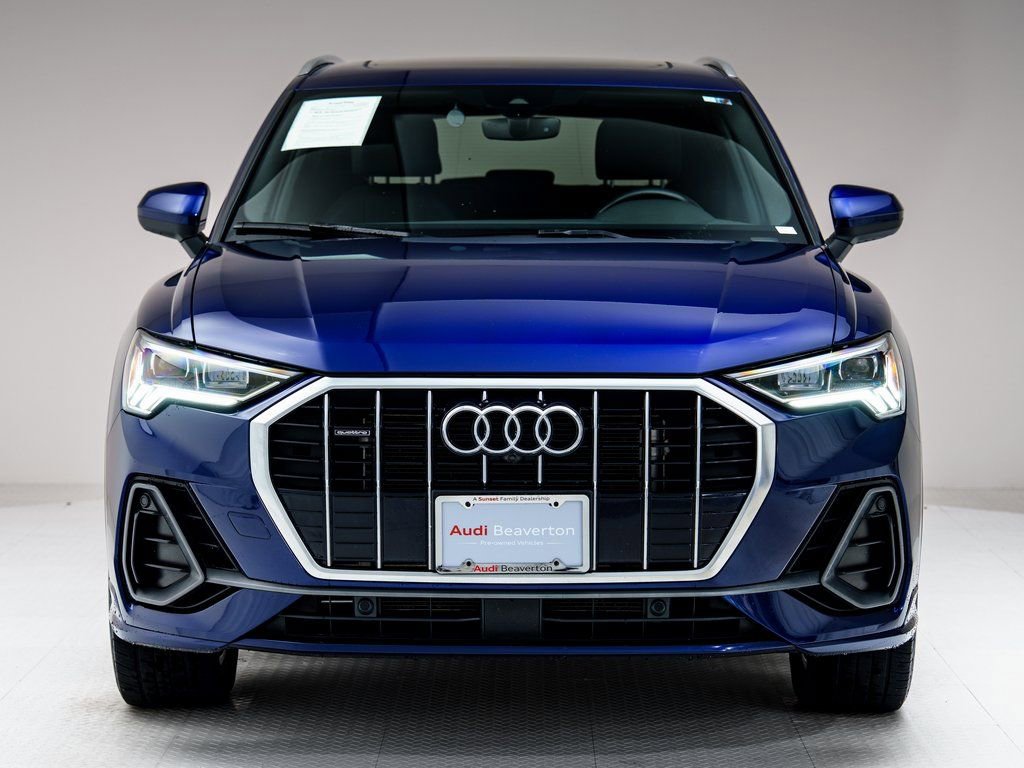 Certified 2022 Audi Q3 2.0T Premium Plus w/ Premium Plus Package AWD/4WD image 28