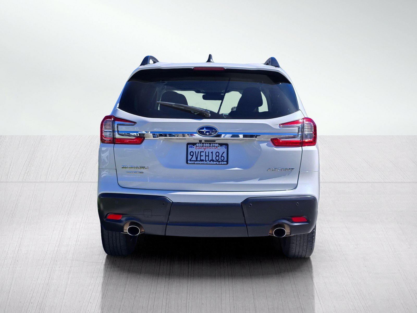 Used 2025 Subaru Ascent Premium AWD/4WD image 5