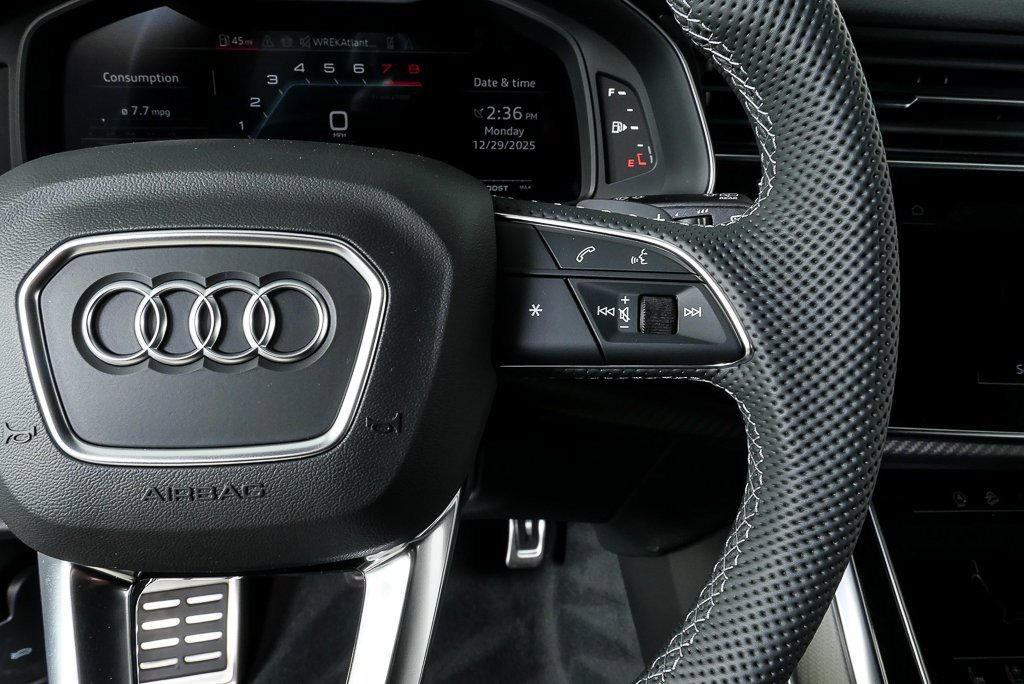 New 2026 Audi SQ8 Prestige image 11