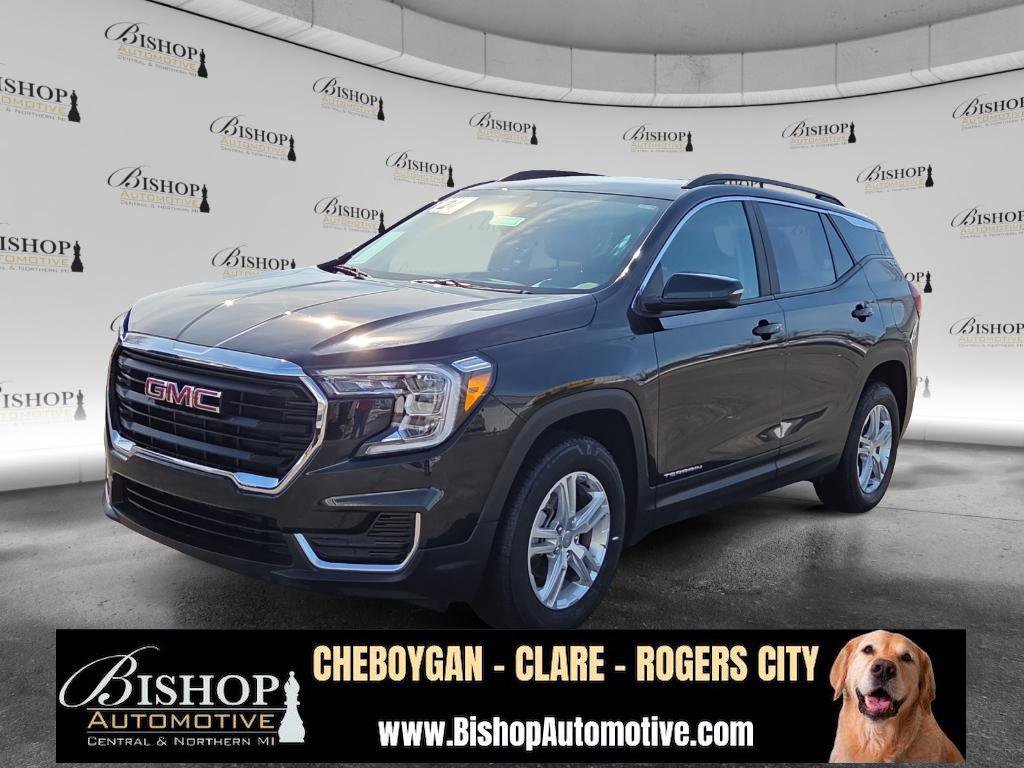 Used 2024 GMC Terrain SLE w/ Driver Convenience Package image 17