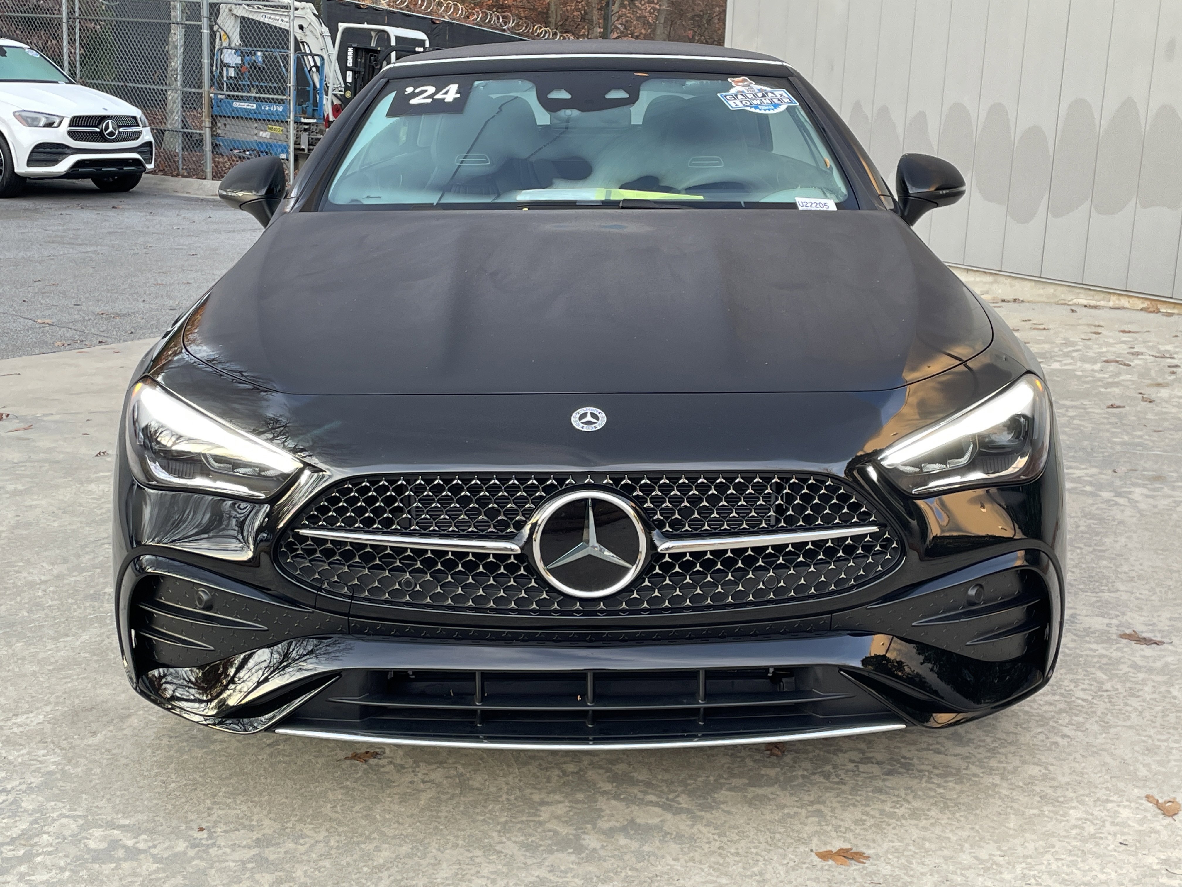 Certified 2024 Mercedes-Benz CLE 300 4MATIC Cabriolet image 4