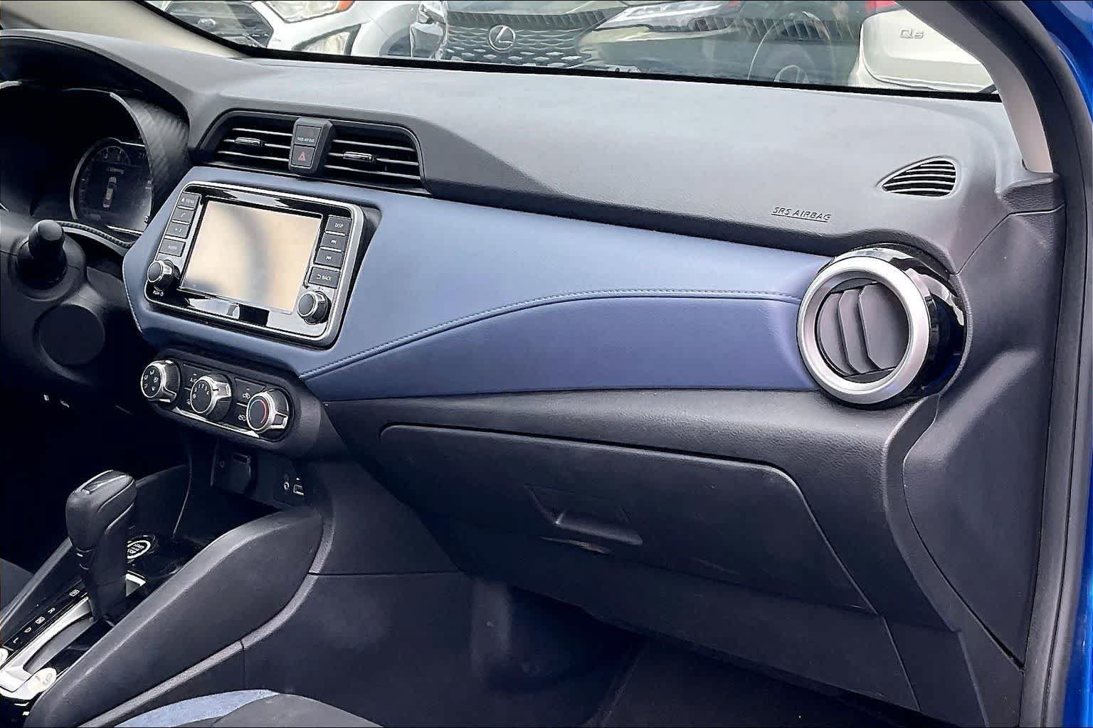 Used 2023 Nissan Versa SV FWD image 23