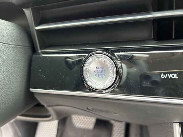 New 2026 Genesis GV70 2.5T Advanced image 30