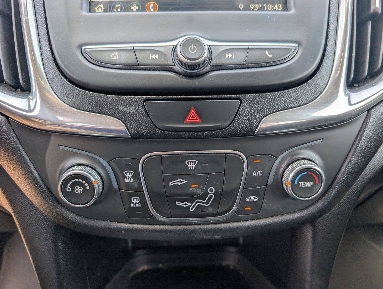 Used 2019 Chevrolet Equinox LT FWD image 16